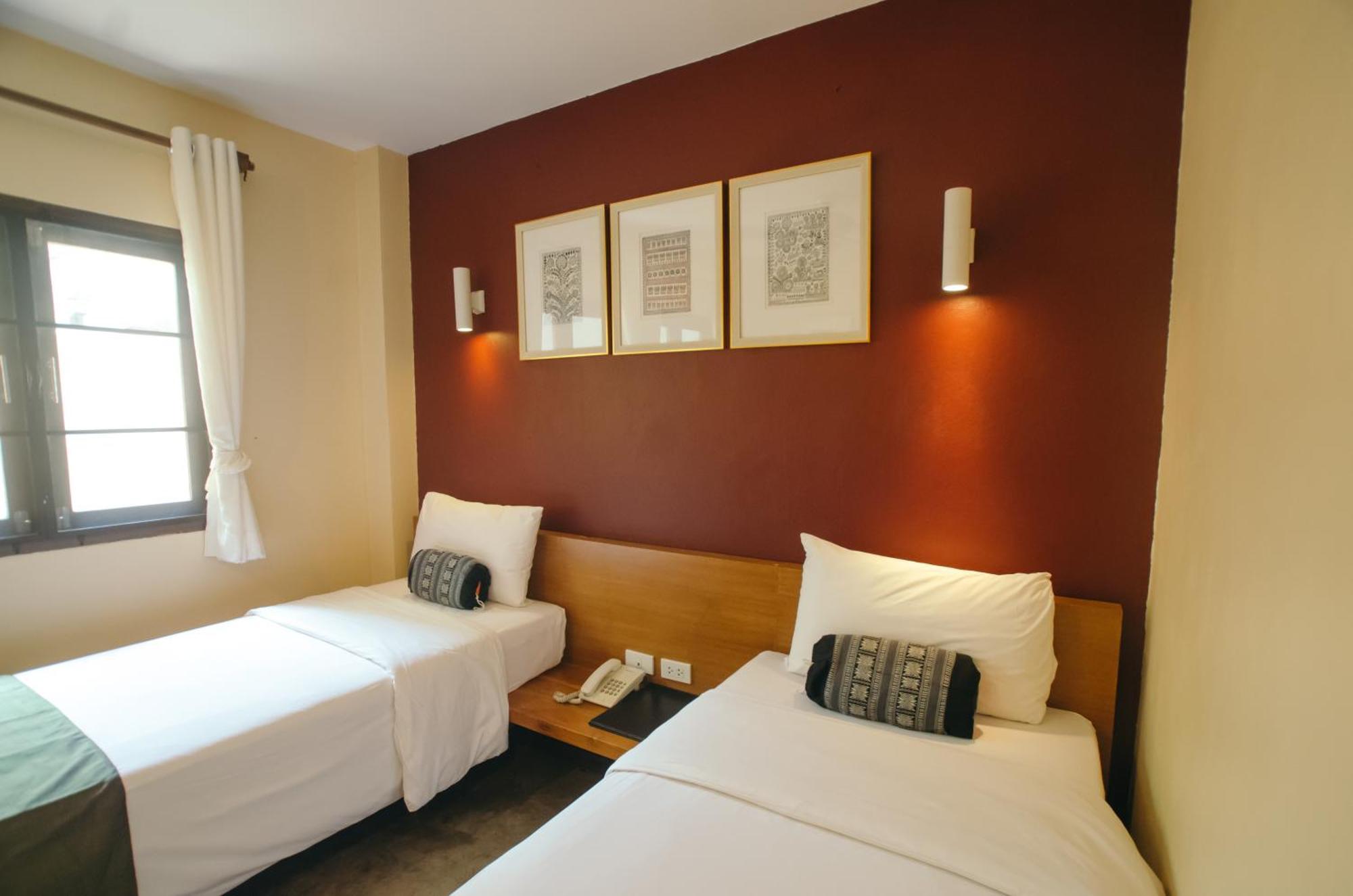 Lilu Pai Hotel Екстериор снимка