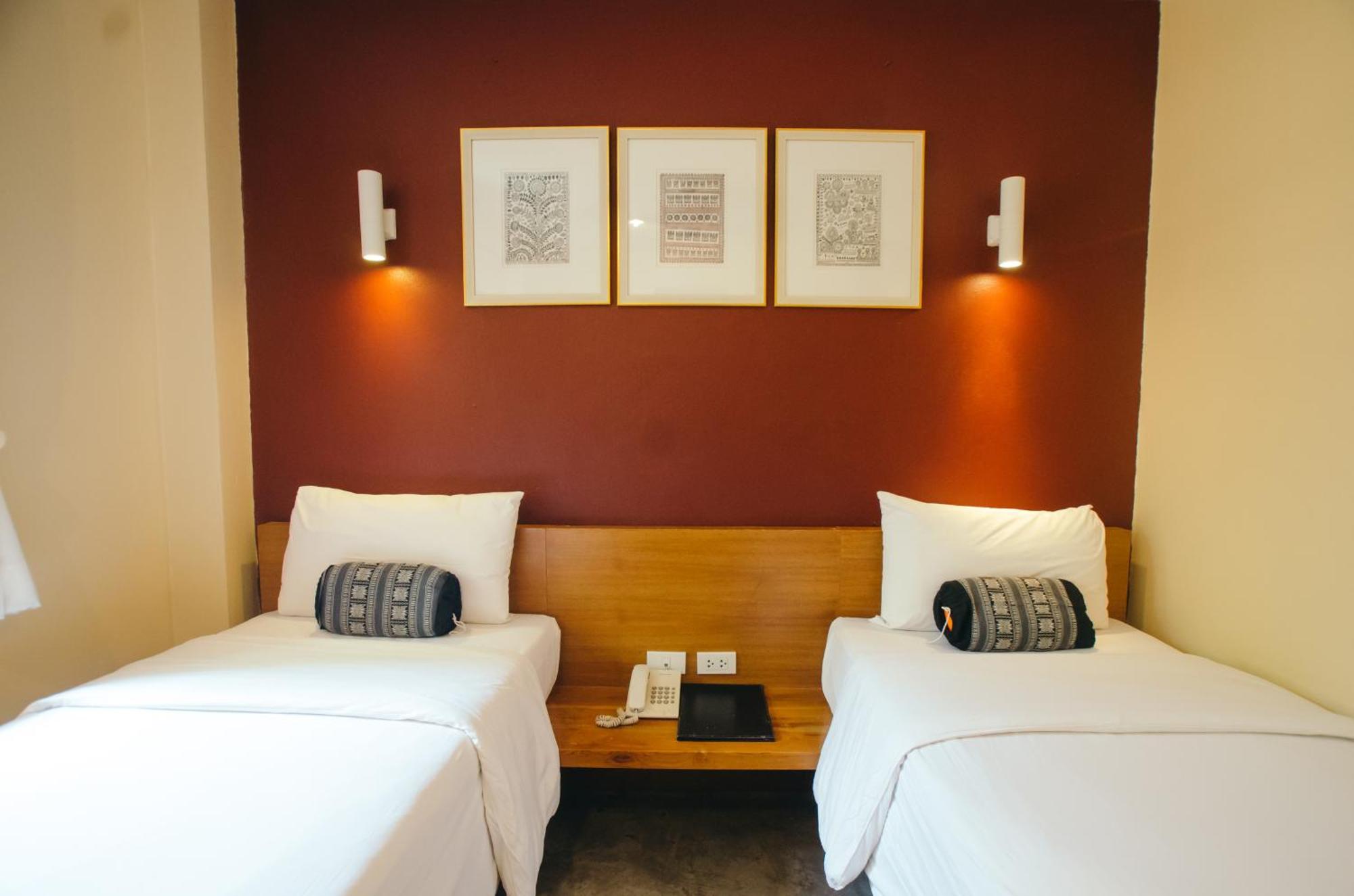 Lilu Pai Hotel Екстериор снимка
