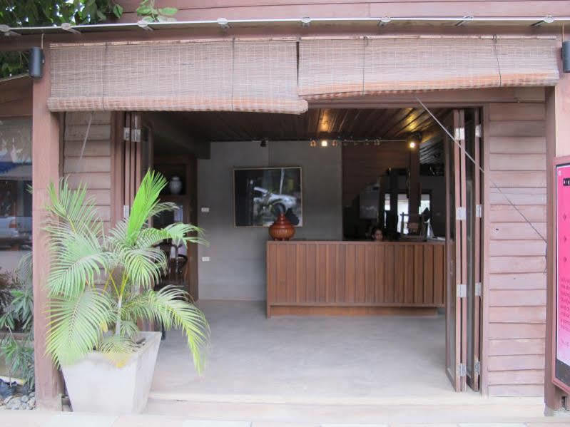 Lilu Pai Hotel Екстериор снимка