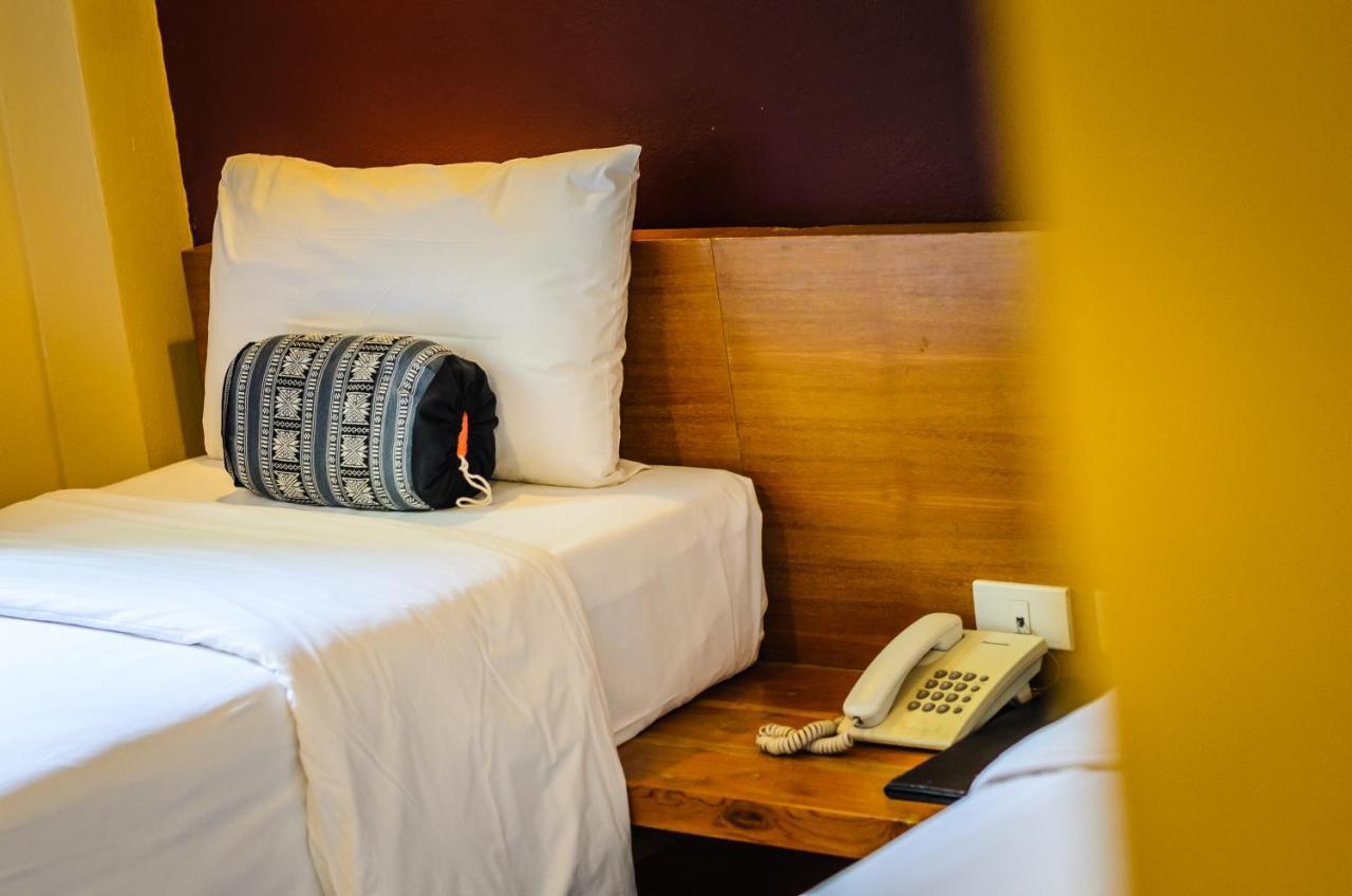 Lilu Pai Hotel Екстериор снимка